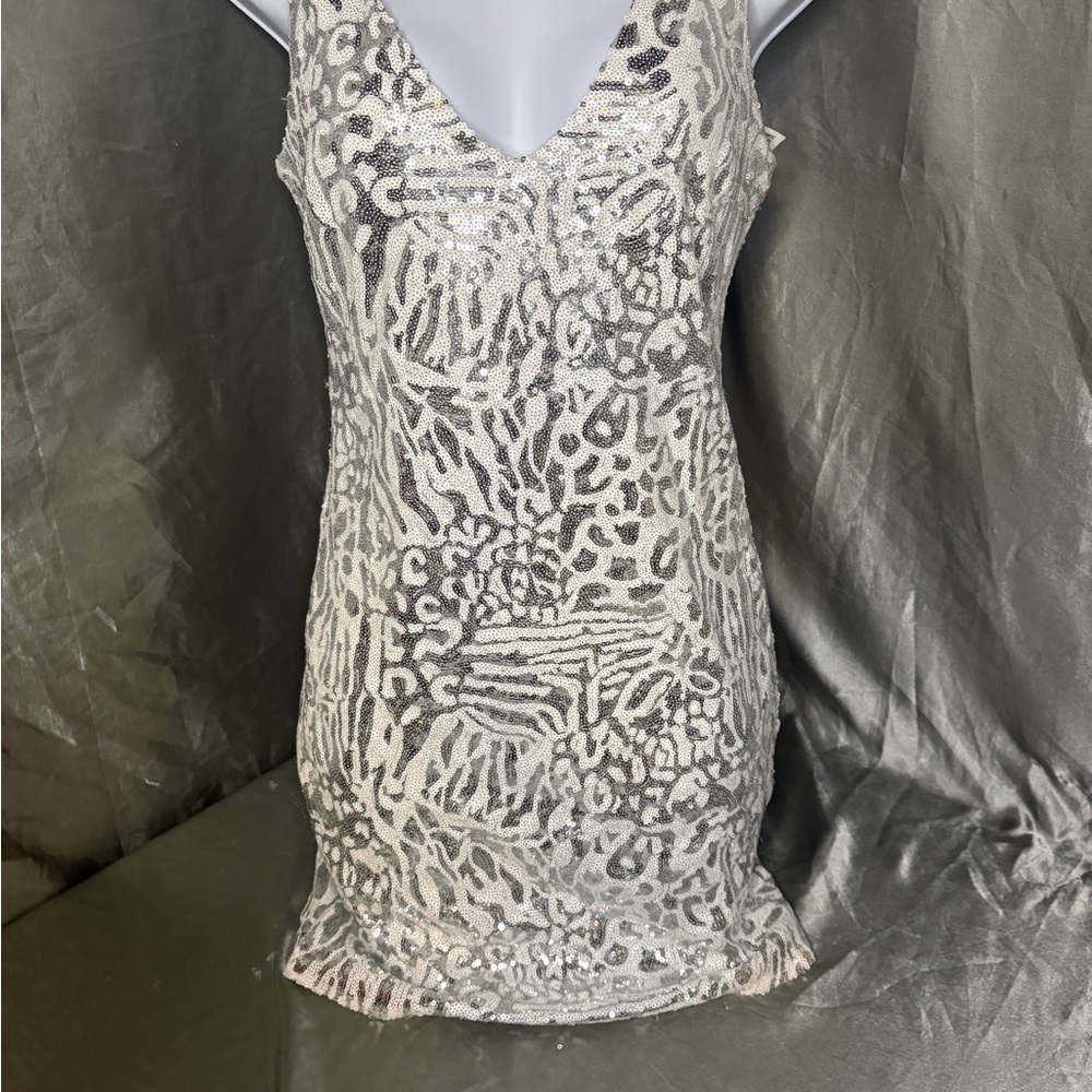 Forever 21 Silver and White Mini Dress